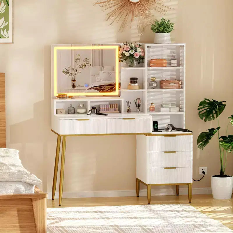 Coiffeuse cannelée avec miroir, coiffeuse de maquillage avec 5 tiroirs et étagères, coiffeuse moderne pour chambre à coucher